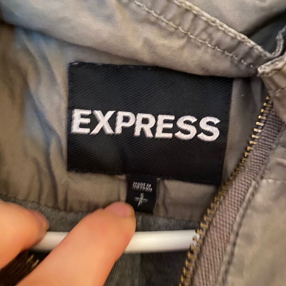 Express Jacket - Picture 3 of 3